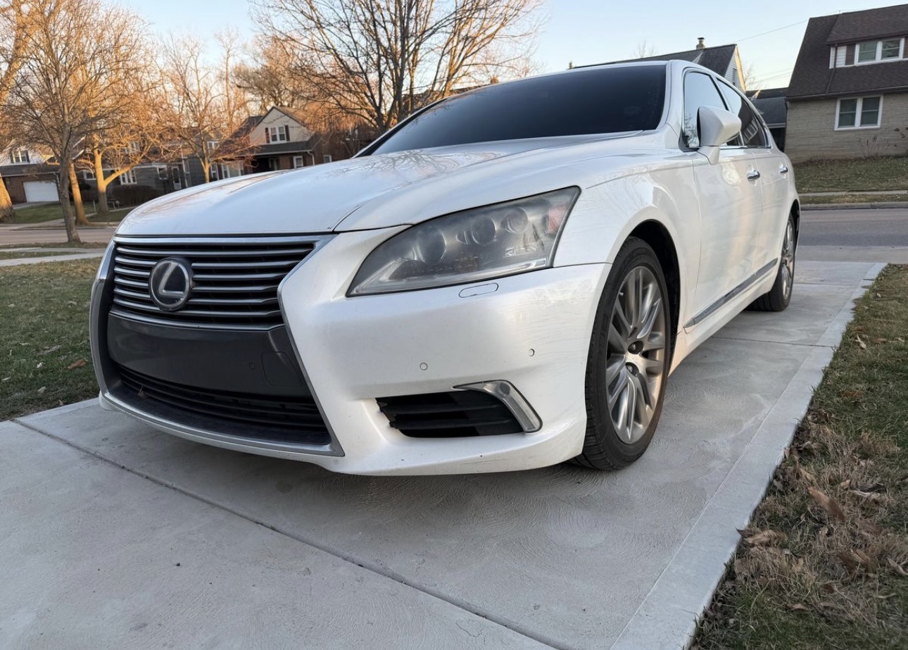 Lexus ls
